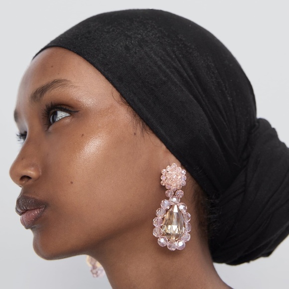 Zara pink crystal dangle tear drop earrings - Picture 2 of 2